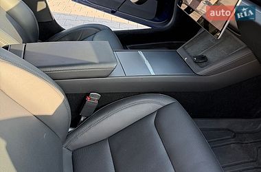 Седан Tesla Model 3 2024 в Киеве