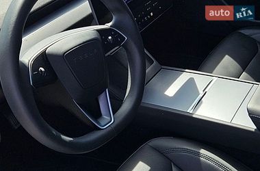 Седан Tesla Model 3 2024 в Львове