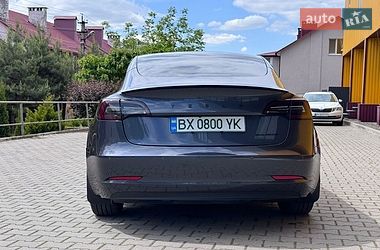 Седан Tesla Model 3 2022 в Хмельницком