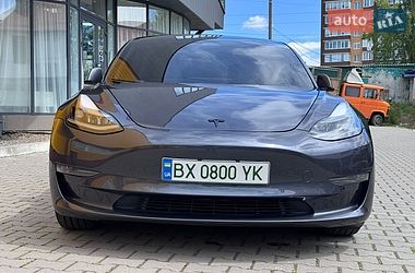 Седан Tesla Model 3 2022 в Хмельницком