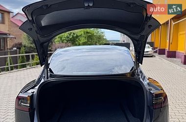 Седан Tesla Model 3 2022 в Хмельницком