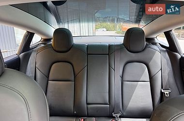 Седан Tesla Model 3 2022 в Хмельницком