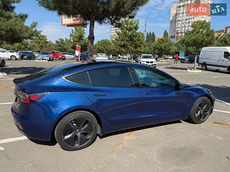 Седан Tesla Model 3 2021 в Одесі