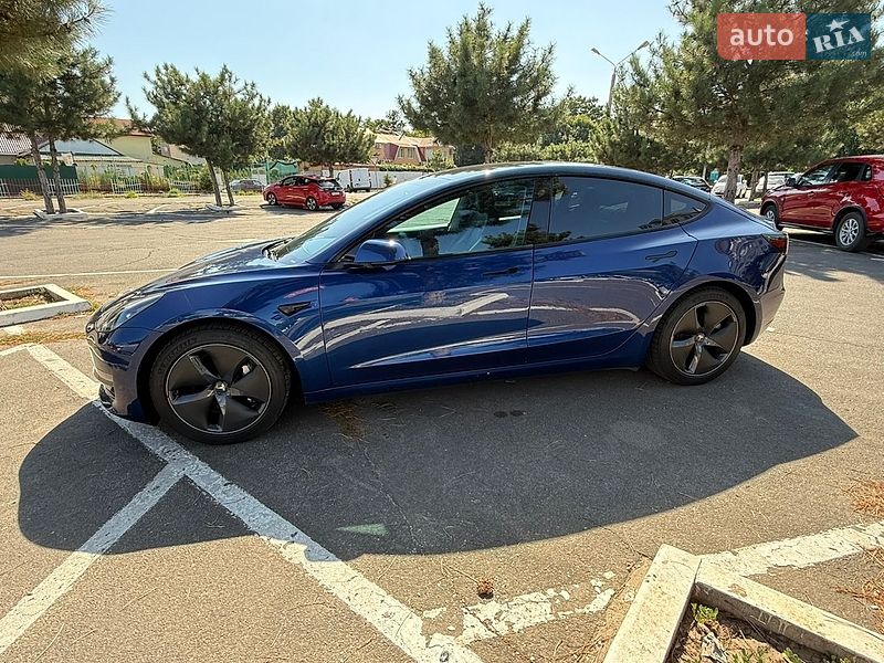 Седан Tesla Model 3 2021 в Одесі