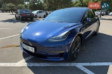 Седан Tesla Model 3 2021 в Одесі