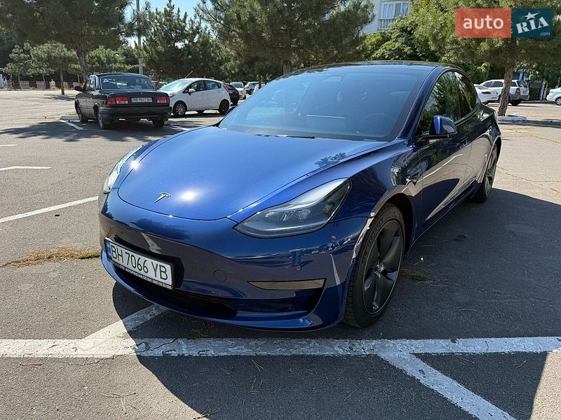 Седан Tesla Model 3 2021 в Одесі