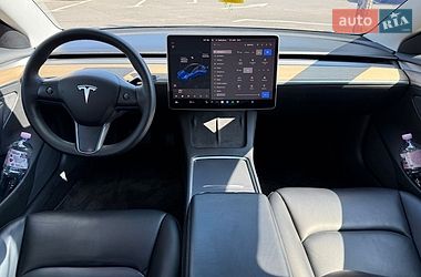 Седан Tesla Model 3 2021 в Одесі