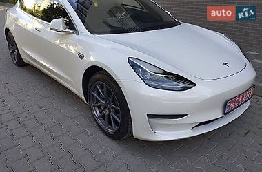Tesla Model 3 2018