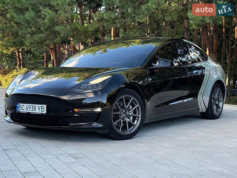 Седан Tesla Model 3 2019 в Луцке Седан Tesla Model 3 2019 в Луцке