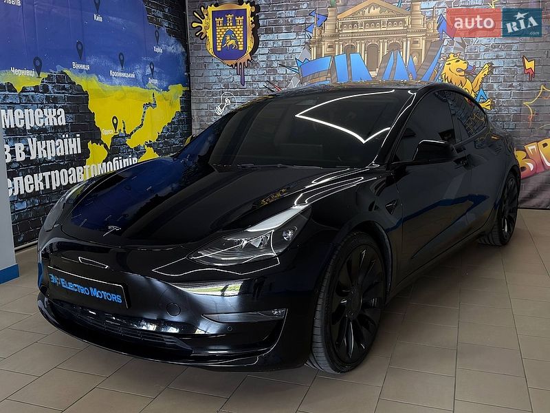 Tesla Model 3 2022