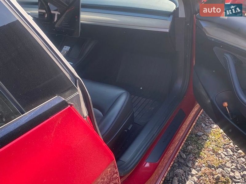 Седан Tesla Model 3 2021 в Харкові фото 5 Седан Tesla Model 3 2021 в Харкові