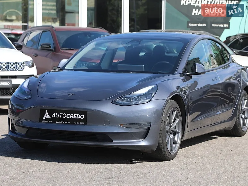 Tesla Model 3