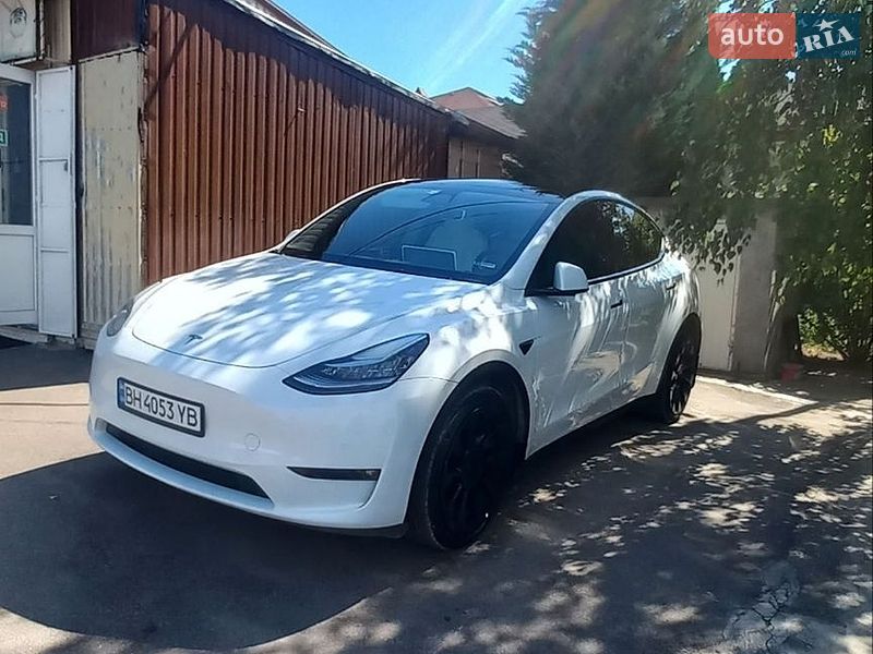 Седан Tesla Model 3 2022 в Одессе
