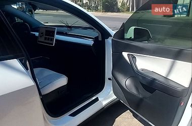 Седан Tesla Model 3 2022 в Одессе