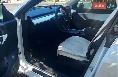 Седан Tesla Model 3 2022 в Одессе