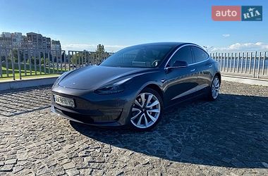 tesla model-3 2020 в Дніпро (Дніпропетровськ) від професійного продавця Сергій