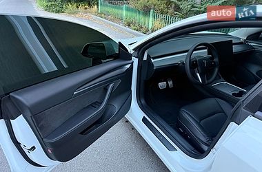 Седан Tesla Model 3 2021 в Дніпрі