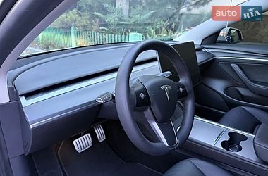 Седан Tesla Model 3 2021 в Дніпрі