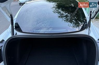 Седан Tesla Model 3 2021 в Дніпрі
