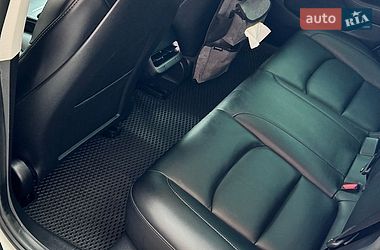 Седан Tesla Model 3 2021 в Кривом Роге