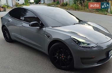 Седан Tesla Model 3 2019 в Києві