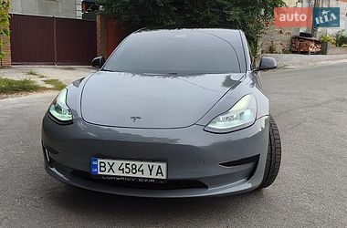 Седан Tesla Model 3 2019 в Києві