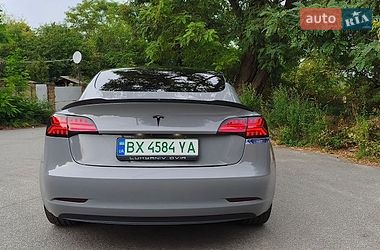 Седан Tesla Model 3 2019 в Києві