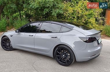 Седан Tesla Model 3 2019 в Києві