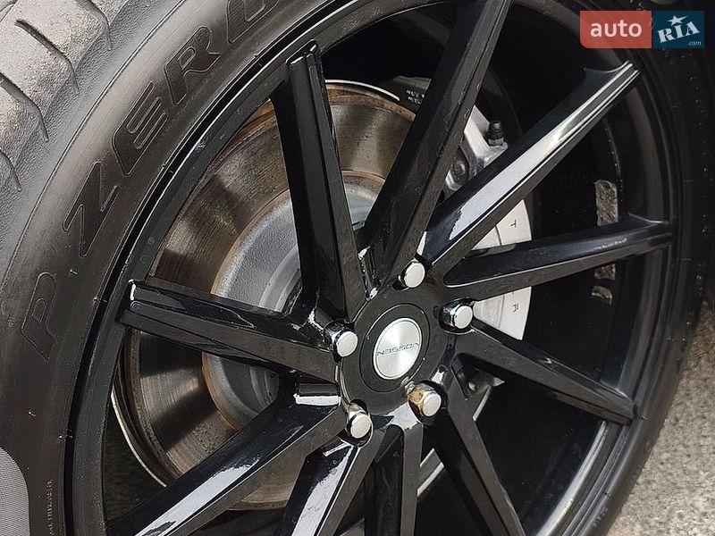 Седан Tesla Model 3 2019 в Києві