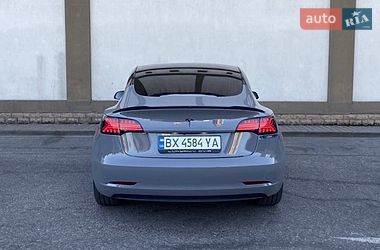 Седан Tesla Model 3 2019 в Києві
