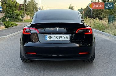 Седан Tesla Model 3 2018 в Миколаєві