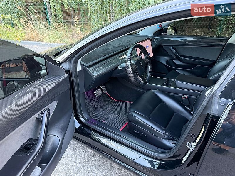 Седан Tesla Model 3 2018 в Миколаєві