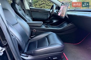 Седан Tesla Model 3 2018 в Миколаєві