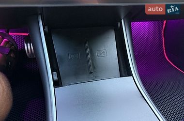 Седан Tesla Model 3 2018 в Миколаєві