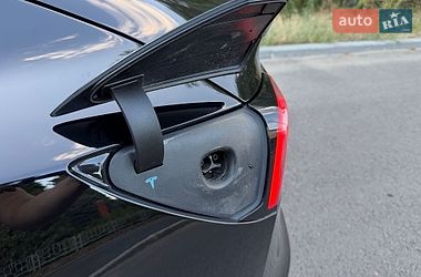 Седан Tesla Model 3 2018 в Миколаєві