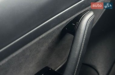 Седан Tesla Model 3 2018 в Івано-Франківську