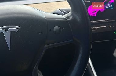 Седан Tesla Model 3 2018 в Івано-Франківську