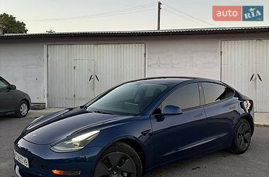 Tesla Model 3  2021