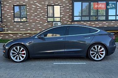 Седан Tesla Model 3 2019 в Житомирі фото 2 Седан Tesla Model 3 2019 в Житомирі