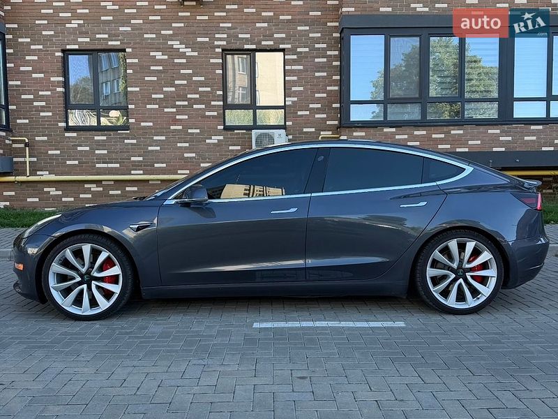 Седан Tesla Model 3 2019 в Житомирі фото 2 Седан Tesla Model 3 2019 в Житомирі