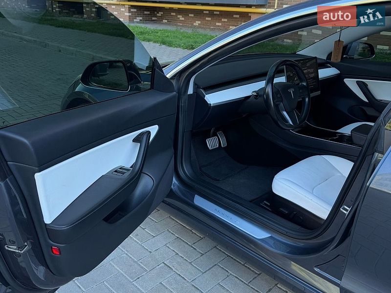 Седан Tesla Model 3 2019 в Житомирі фото 10 Седан Tesla Model 3 2019 в Житомирі