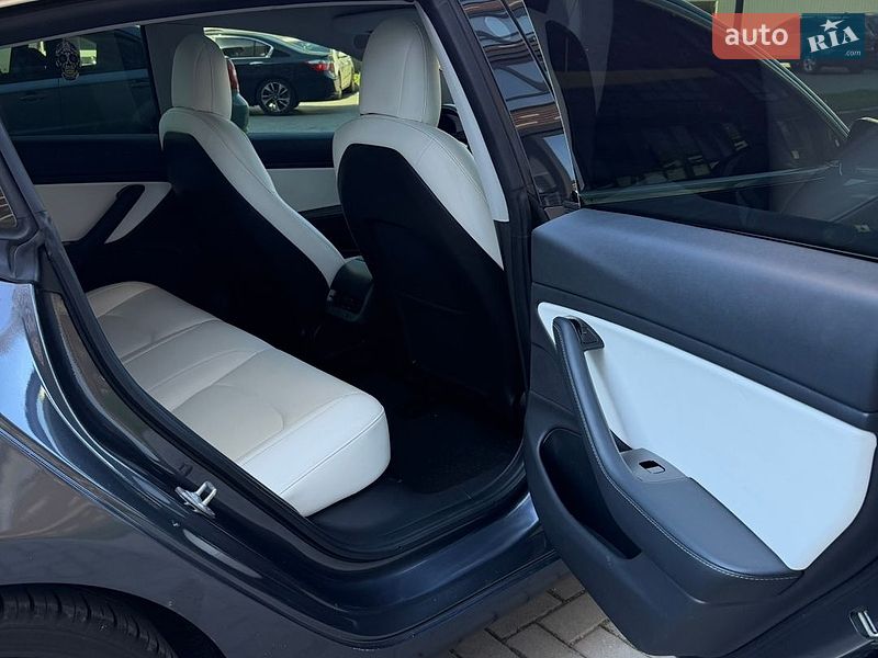 Седан Tesla Model 3 2019 в Житомирі фото 14 Седан Tesla Model 3 2019 в Житомирі