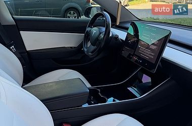 Седан Tesla Model 3 2019 в Житомирі фото 17 Седан Tesla Model 3 2019 в Житомирі