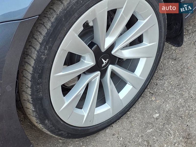 Седан Tesla Model 3 2022 в Львові