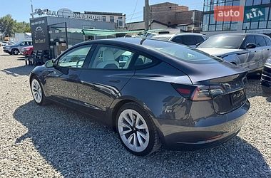 Седан Tesla Model 3 2020 в Івано-Франківську