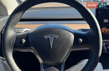 Седан Tesla Model 3 2019 в Києві