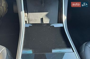 Седан Tesla Model 3 2019 в Києві