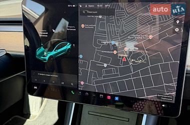 Седан Tesla Model 3 2018 в Киеве