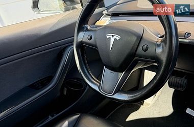 Седан Tesla Model 3 2018 в Киеве