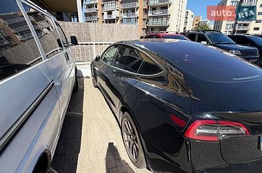 Седан Tesla Model 3 2018 в Киеве